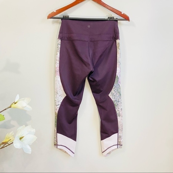 Lululemon Retreat 7/8 leggings J127 - Picture 6 of 12